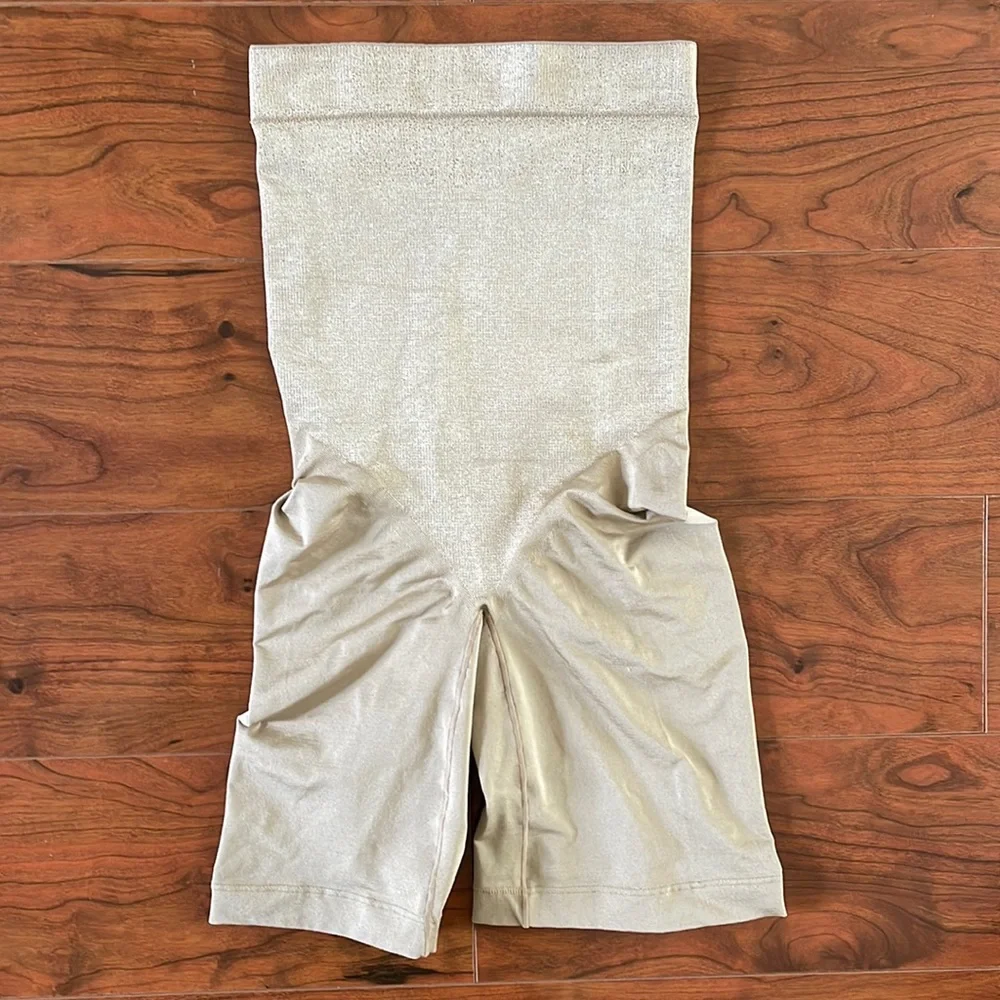 Sweet Nothings Tummy and Leg Control Shapewear